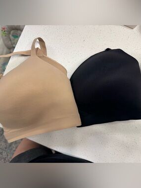 Soma Enbliss wireless bra-nude and black